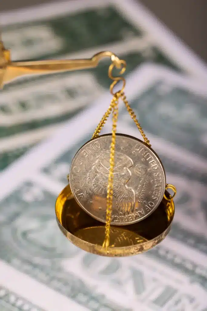 ¿Por qué estudiar un máster de blanqueo de capitales? 3 criptomonedas y ciberblanqueo