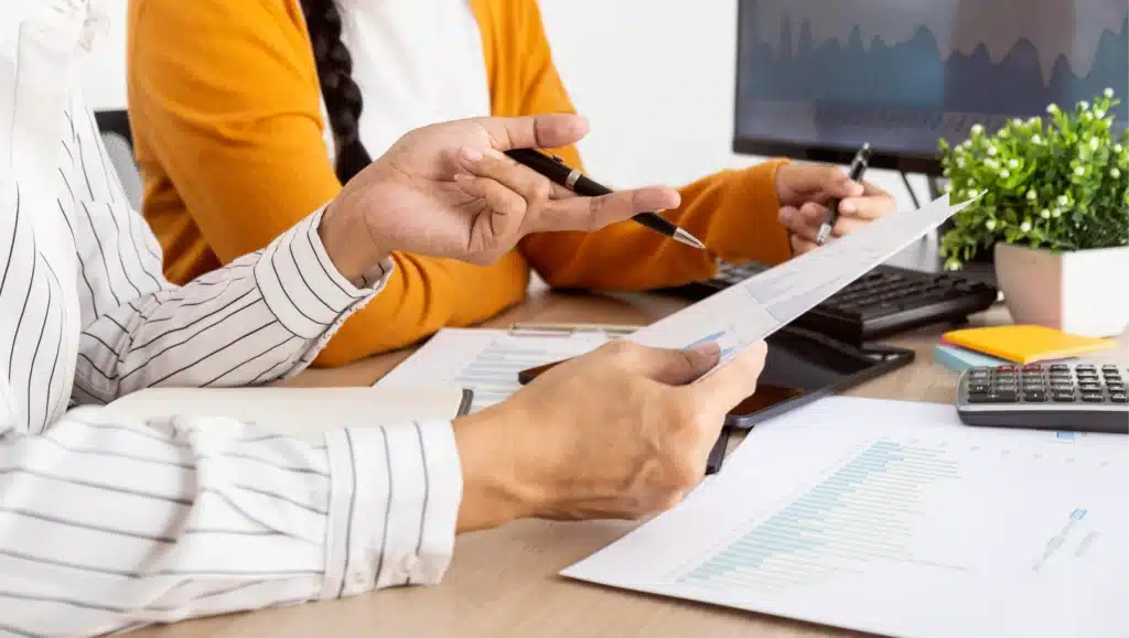 Ideas de negocio tras la guerra: Estados Unidos e Israel vs Irán 7 Asesoría en Cumplimiento de Sanciones