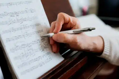 MAES. Musica